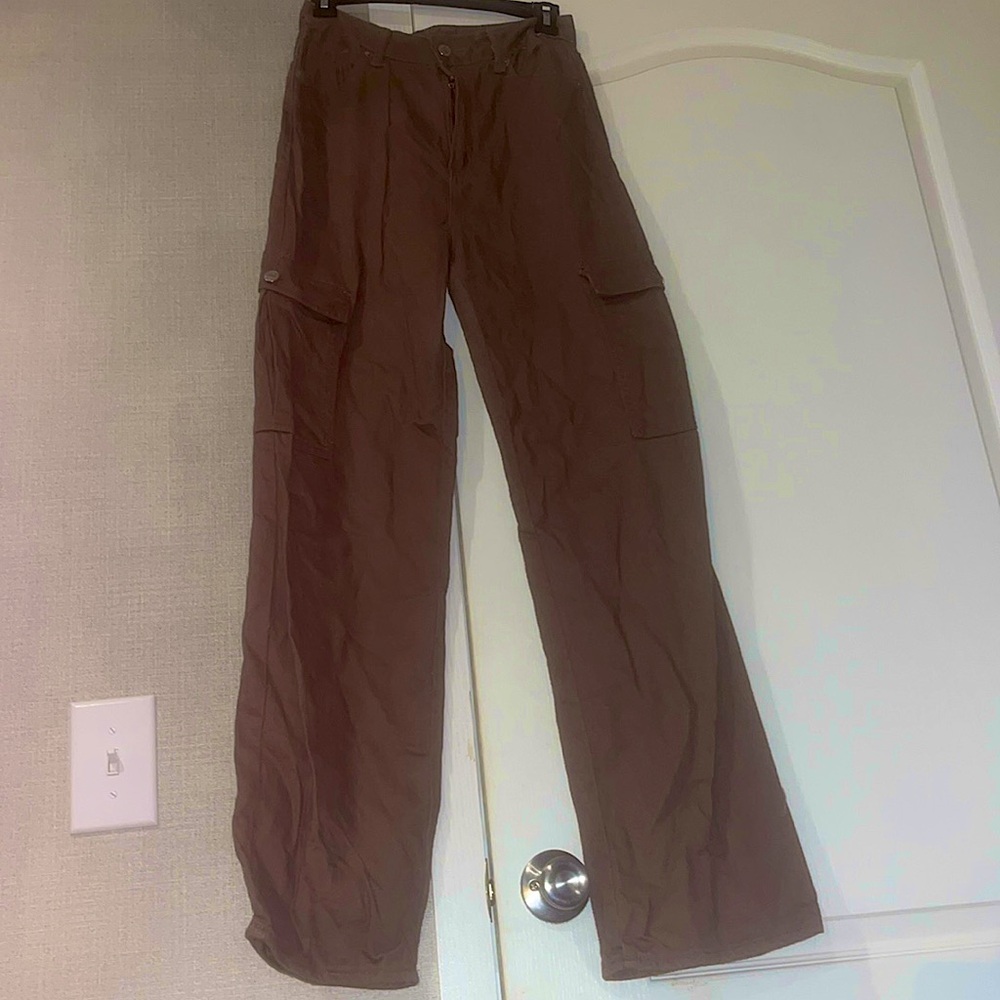 -Brown Baggy Jeans!